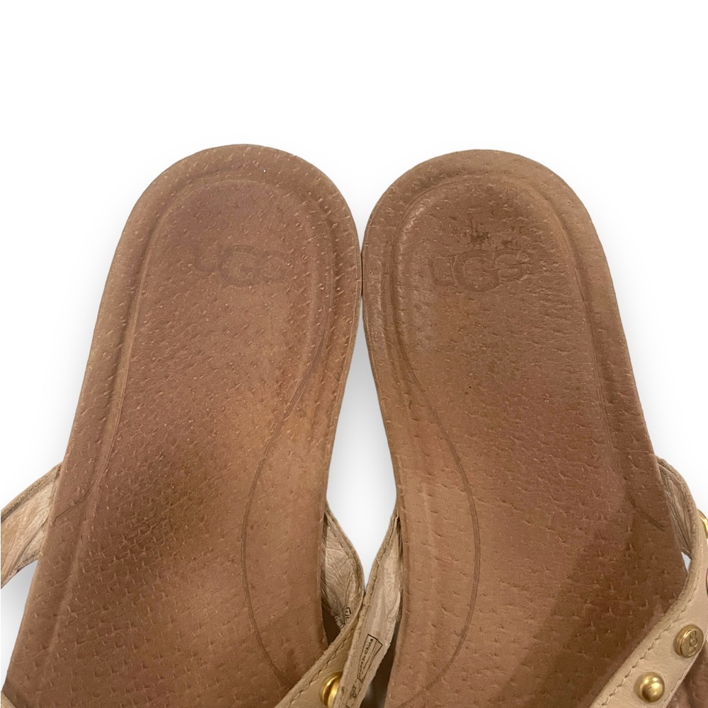 UGG flip-flops - Picture 3 of 9